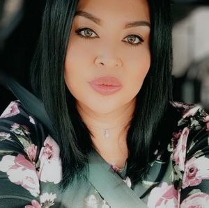 Meet your Posher, Latoya